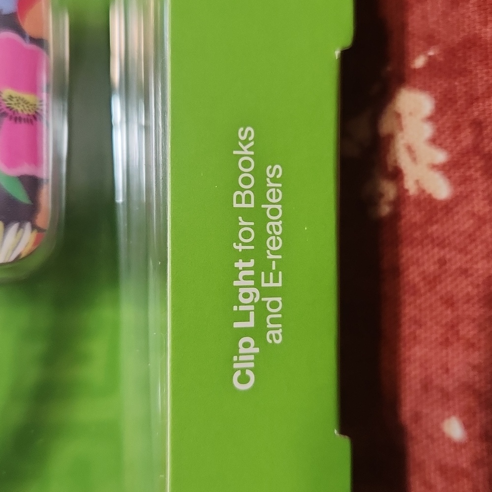 VERA BRADLEY clip light. - Picture 4 of 8